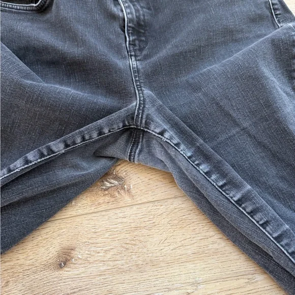 NYDJ Marilyn Straight Leg Jeans in Dark Gray - Picture 5 of 6